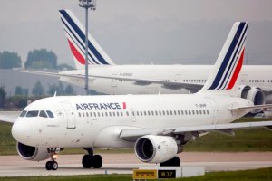 Air France reducirá vuelos un 50% el lunes por la huelga de pilotos