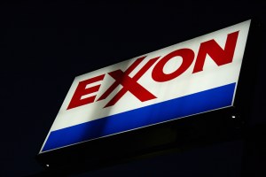 Gobierno venezolano espera que decisión del Ciadi en caso Exxon demore hasta el 2016