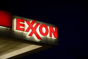 Corte de EEUU rechaza petición de Venezuela de reducir intereses de pago a Exxon