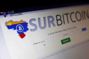 Venezolanos recurren a “bitcoins” para eludir control de cambios (Foto)