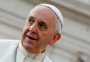 El Papa elogia a quienes cuidan de enfermos de ébola