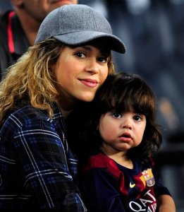 Shakira y Fisher Price lanzan juguetes para bebés