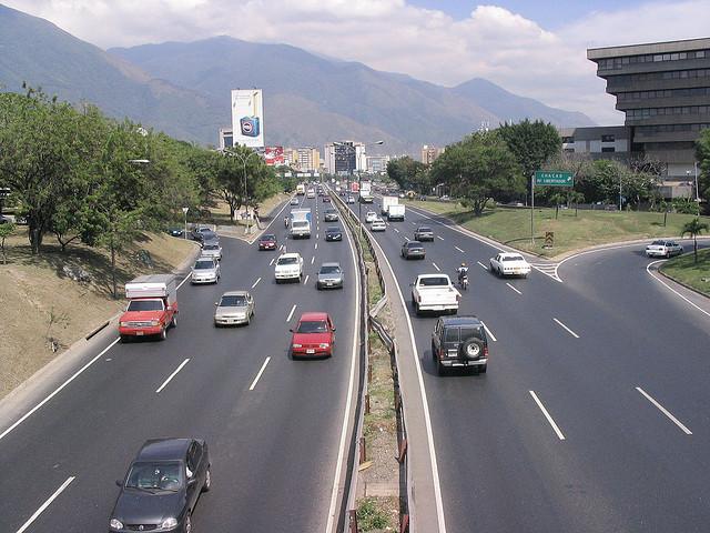 Activarán este lunes plan de mantenimiento en siete arterias viales en Caracas