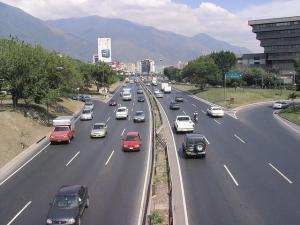 Activarán este lunes plan de mantenimiento en siete arterias viales en Caracas