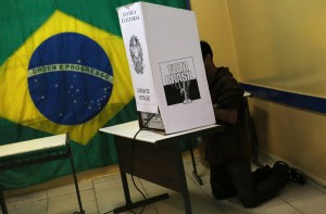 Brasil abre urnas para elecciones generales