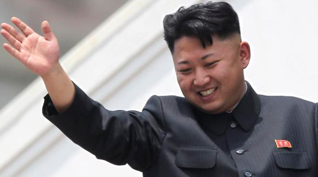Reaparece Kim Jong-un, luego de estar más de un mes sin mostrarse en público