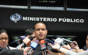 Periodista Odell López denuncia a Últimas Noticias por acoso laboral