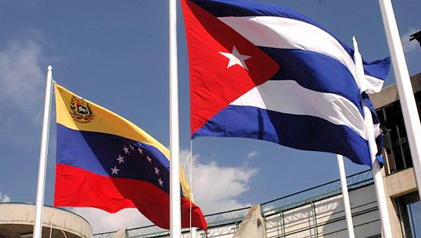 Venezuela_y_Cuba_banderas_2