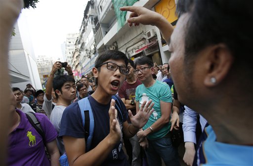 Manifestantes y vecinos, enfrentados en Hong Kong