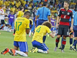 Comparan histórica goleada a Brasil en el Mundial con atentado del 11-S