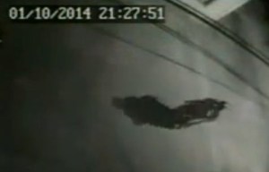 VIDEO: Así actuaron los asesinos de Robert Serra en su casa (cámara de seguridad)