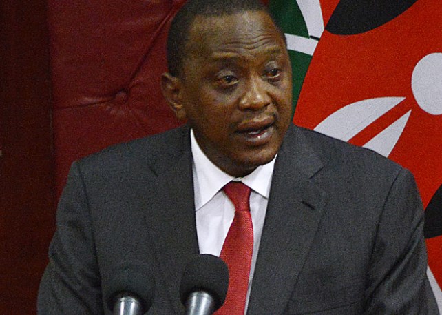 Presidente de Kenia dice que comparecerá ante la Corte Penal Internacional
