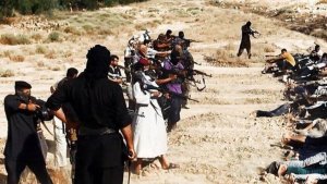 Terroristas del Estado Islámico masacraron a más de 300 mujeres y niños de tribu en Irak