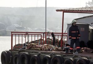 Al menos 24 muertos al naufragar una barca con 40 refugiados en Turquía
