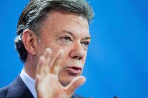 Santos: Para tener paz en Colombia hay que saber hacer guerra
