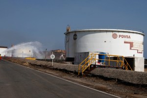Tras reactivación a medias, la refinería El Palito todavía no puede producir gasolina