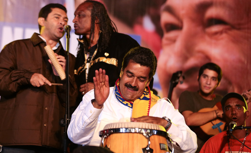 En medio de la crisis económica, Gobierno lanza pomposo festival de música