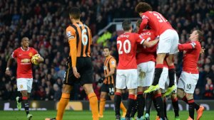 Man United encarrila otra victoria goleando al Hull City