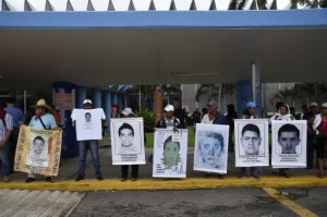 Restos hallados en búsqueda de estudiantes mexicanos serán enviados a Austria