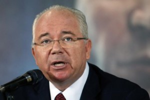 Rafael Ramírez asistirá a reunión de la OPEP para “defender” el petróleo