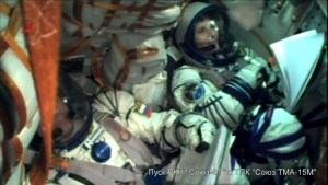 Primera astronauta italiana llega a la EEI (Video)