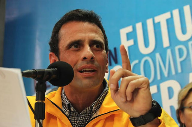 Capriles llama a la movilización: “Es el momento”