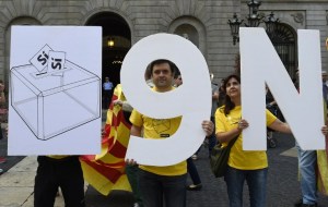 Justicia española suspende consulta simbólica sobre la independencia catalana