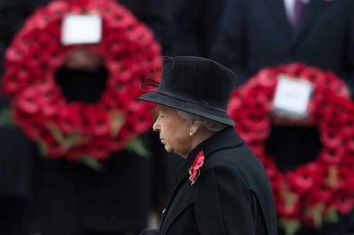 La reina Isabel envía sus pésame por el ataque a Charlie Hebdo