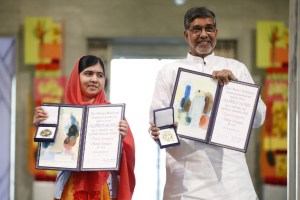 Malala y Satyarthi reciben Nobel de la Paz por defender derechos de los niños