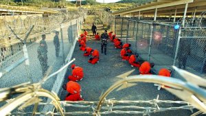 Seis presos de Guantánamo fueron enviados a Uruguay