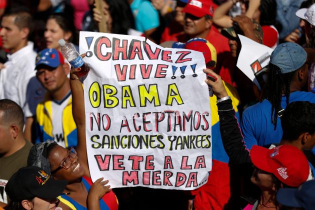 Chavistas marcharon contra EEUU dos días antes de restablecimiento de relaciones entre Cuba y Estados Unidos (Foto Reuters)