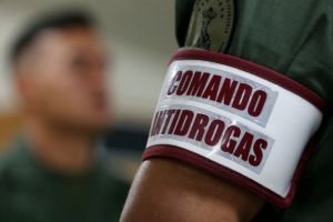 Comando Nacional Antidrogas prohíbe la entrada a oficiales de la reserva activa a sus unidades tácticas (Documento)