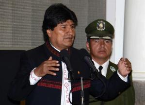 Morales sugiere a Obama leyes contra racismo en vez de castigar a funcionarios venezolanos