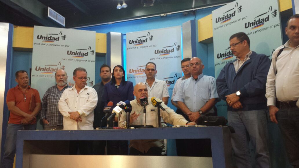 Torrealba: La Unidad no respaldará a ningún candidato que no cumpla con los requisitos