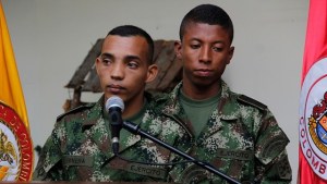Soldados secuestrados dicen que las Farc intentaron llevarlos a Venezuela