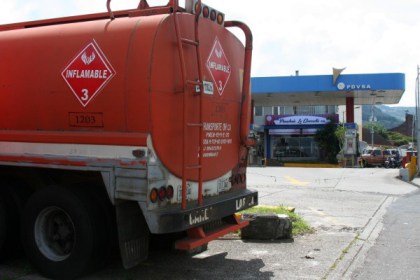 Se mantienen deficiencias en carga y llegada de gasolina al Táchira