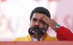 Baja la popularidad de Maduro ante la asfixia económica de Venezuela