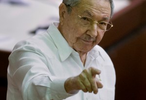 Cuba da su incondicional apoyo Maduro tras sanciones de EEUU