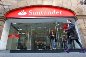 Santander no deberá devolver 150 millones dólares por venta Banco de Venezuela