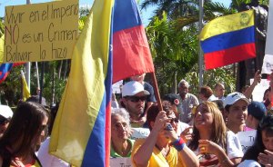 Venezolanos en Miami acusan a Maduro de desinformar sobre sanciones de EEUU