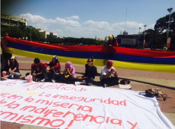 Estudiantes se encadenan en Maracaibo #27D