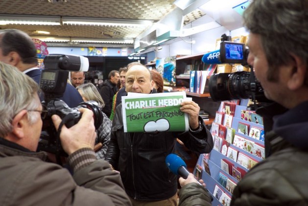 FRANCE-ATTACKS-CHARLIE-HEBDO-MAGAZINE-NEWSAGENTS