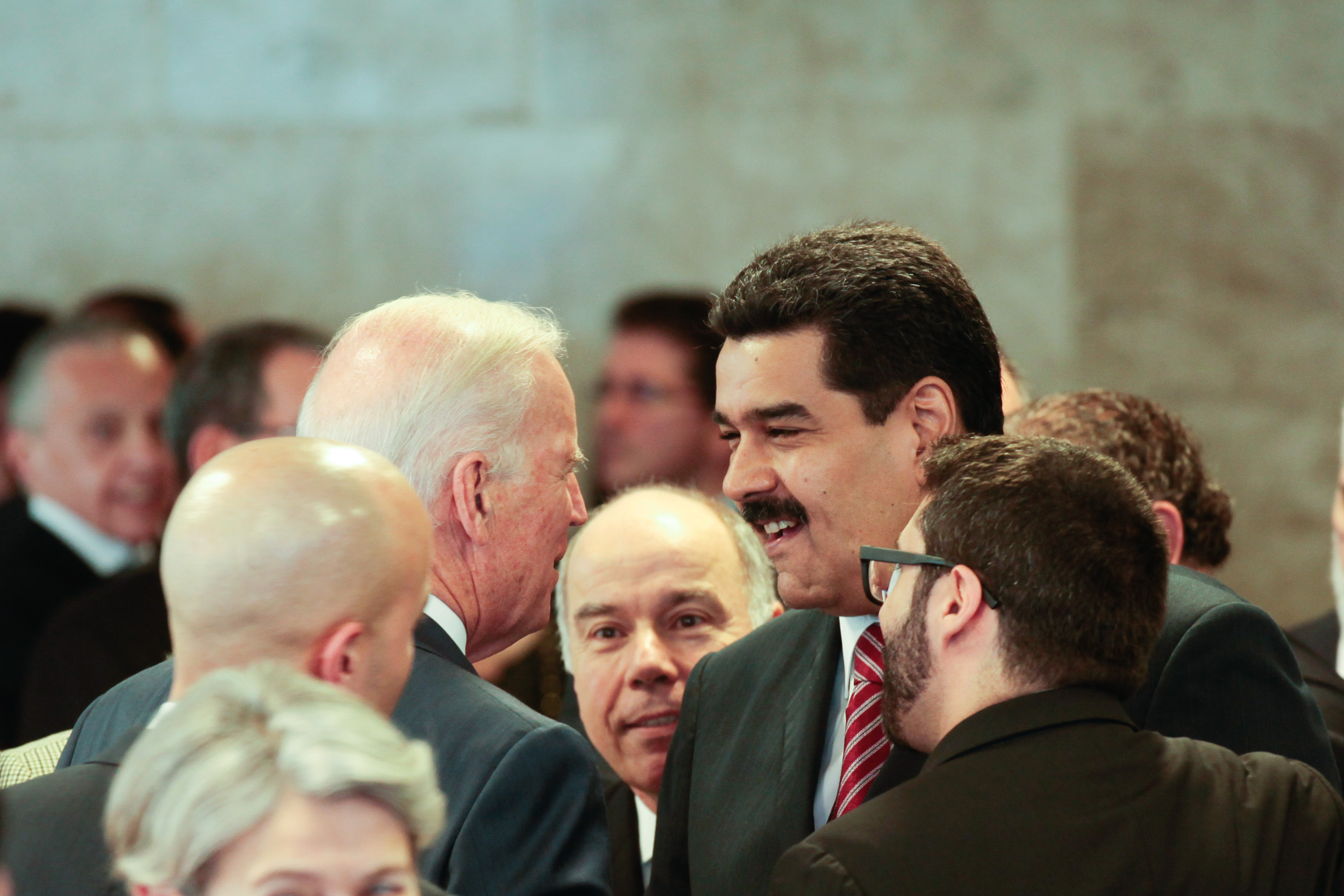 Biden a Maduro: Si tuviera esa cabellera sería presidente de Estados Unidos