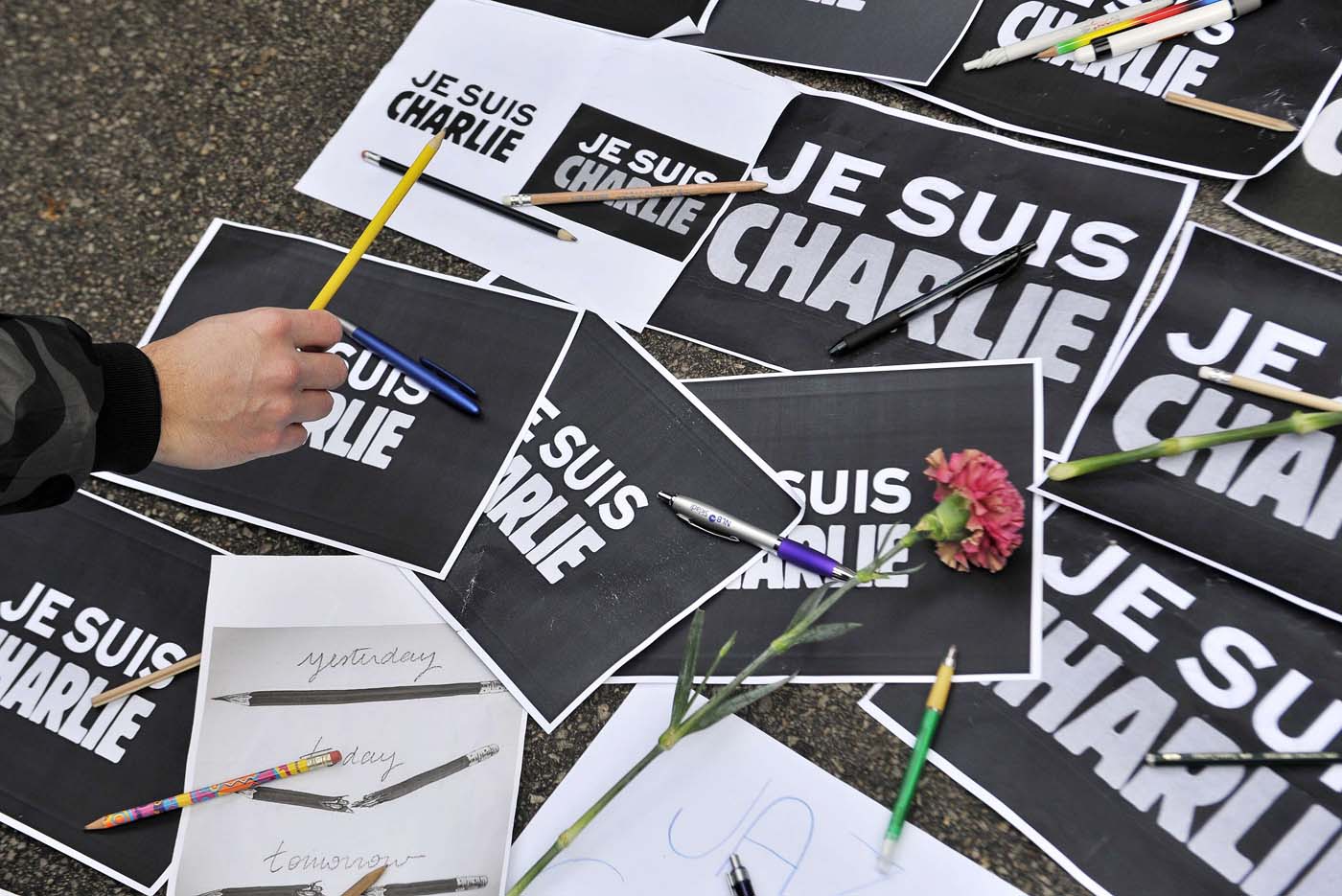 El mundo llora a las víctimas del ataque a Charlie Hebdo (Fotos)