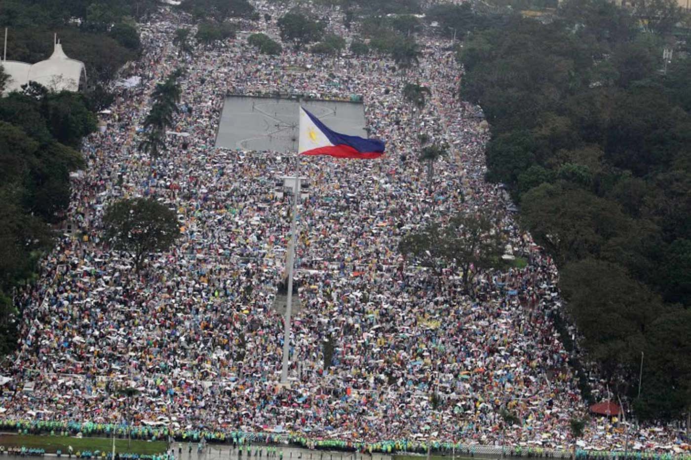 Las fotos más impactantes de la misa del Papa Francisco en Manila