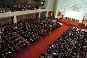 Congreso chileno aprueba aplazar plebiscito constitucional al 25 de octubre
