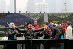 Gobierno chino reprime a familiares de víctimas de Año Nuevo