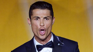 Cristiano Ronaldo gana el Balón de Oro 2014 (+ foto del gritico)