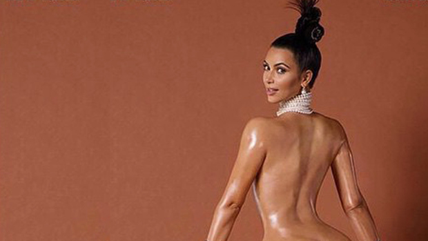 Estas 13 famosas aman estar desnudas en las redes sociales