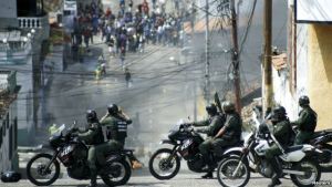 HRW sobre Venezuela: “El Gobierno intimida, censura y persigue”